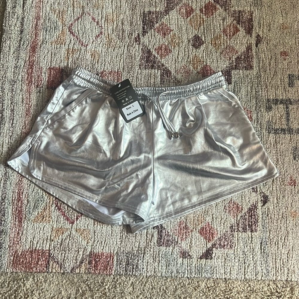 NWT Silver Gym Shorts Size Large